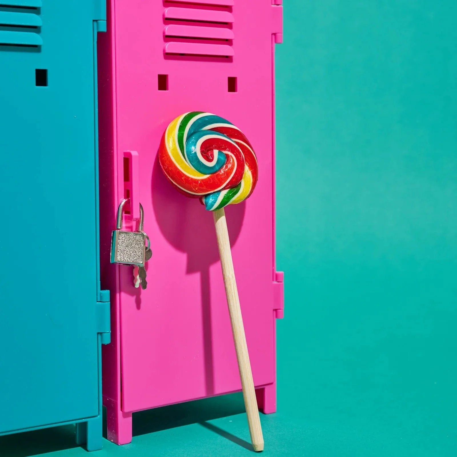 Rainbow Blast Lollipop - Image 2